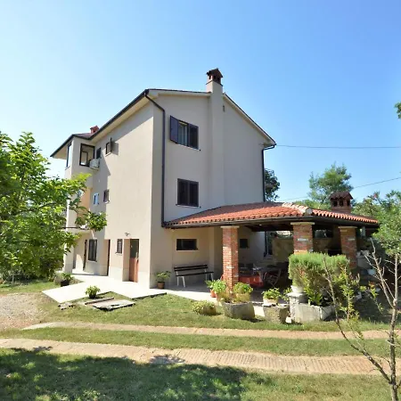 Renata - Rca358 By Interhome